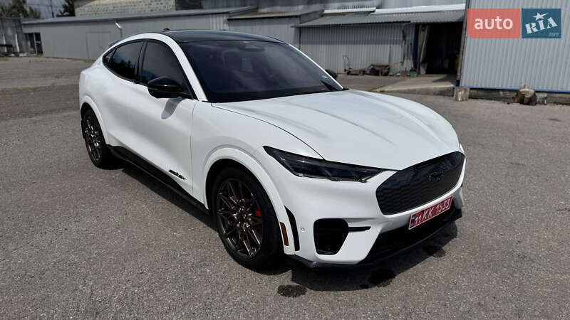 Внедорожник / Кроссовер Ford Mustang Mach-E 2024 в 