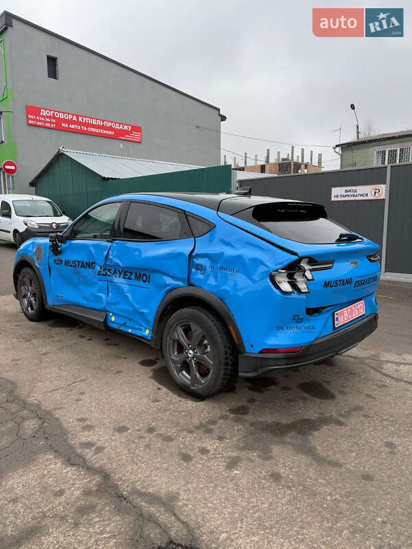 Позашляховик / Кросовер Ford Mustang Mach-E 2022 в Рівному