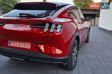 Позашляховик / Кросовер Ford Mustang Mach-E 2021 в 