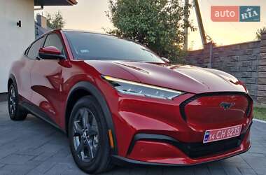 Позашляховик / Кросовер Ford Mustang Mach-E 2021 в 