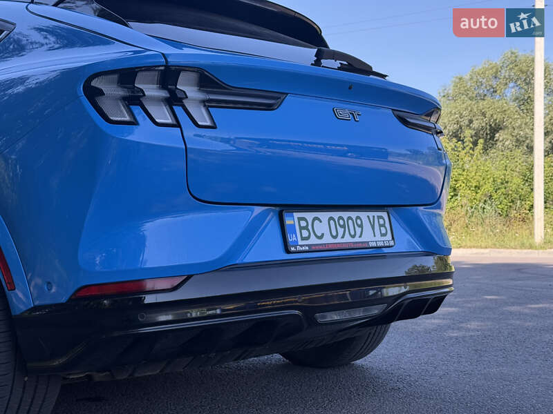 Внедорожник / Кроссовер Ford Mustang Mach-E 2022 в Львове