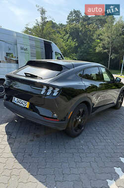 Внедорожник / Кроссовер Ford Mustang Mach-E 2022 в 