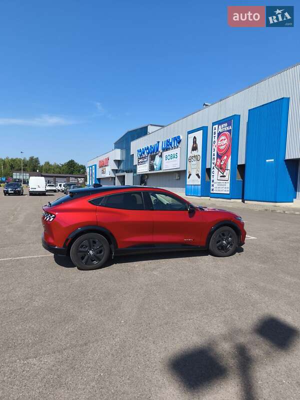 Внедорожник / Кроссовер Ford Mustang Mach-E 2022 в 