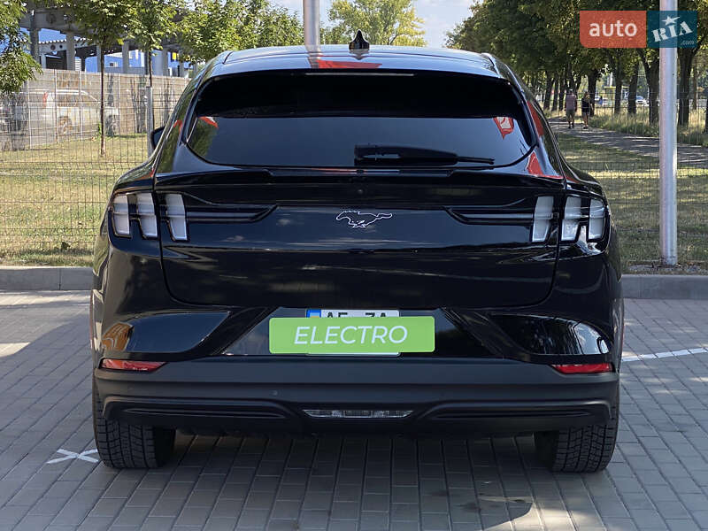 Позашляховик / Кросовер Ford Mustang Mach-E 2022 в Дніпрі