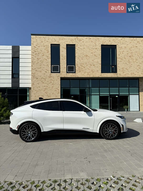 Внедорожник / Кроссовер Ford Mustang Mach-E 2023 в Хмельницком фото 13 Внедорожник / Кроссовер Ford Mustang Mach-E 2023 в Хмельницком