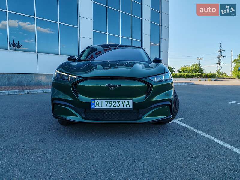 Внедорожник / Кроссовер Ford Mustang Mach-E 2024 в 