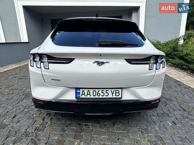 Позашляховик / Кросовер Ford Mustang Mach-E 2021 в Києві