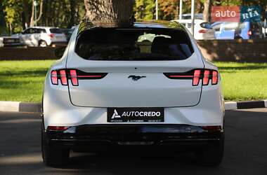 Внедорожник / Кроссовер Ford Mustang Mach-E 2022 в 