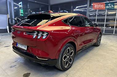 Внедорожник / Кроссовер Ford Mustang Mach-E 2021 в 