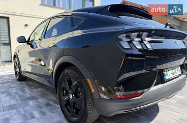 Позашляховик / Кросовер Ford Mustang Mach-E 2022 в 