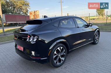 Внедорожник / Кроссовер Ford Mustang Mach-E 2021 в 
