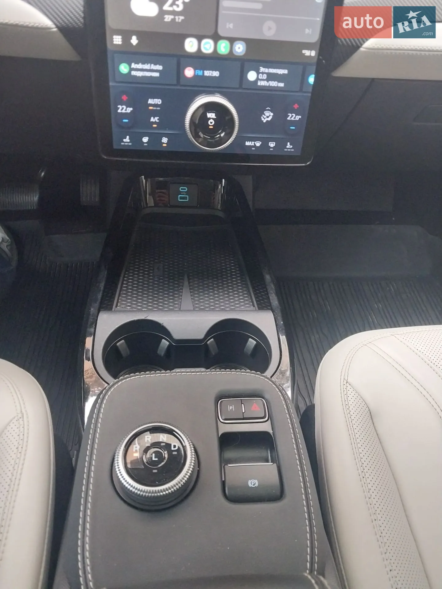 2023 Ford Mustang Mach-E - мініатюра 4