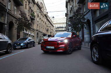 Внедорожник / Кроссовер Ford Mustang Mach-E 2021 в 