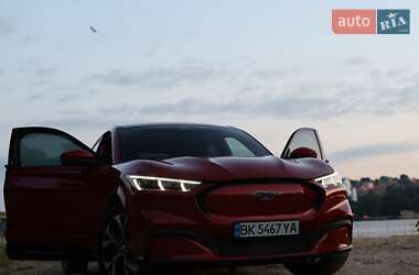 Внедорожник / Кроссовер Ford Mustang Mach-E 2021 в 