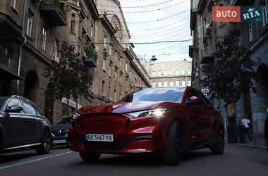 Внедорожник / Кроссовер Ford Mustang Mach-E 2021 в 