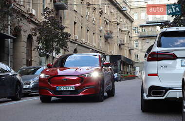 Внедорожник / Кроссовер Ford Mustang Mach-E 2021 в 
