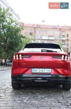 Внедорожник / Кроссовер Ford Mustang Mach-E 2021 в 