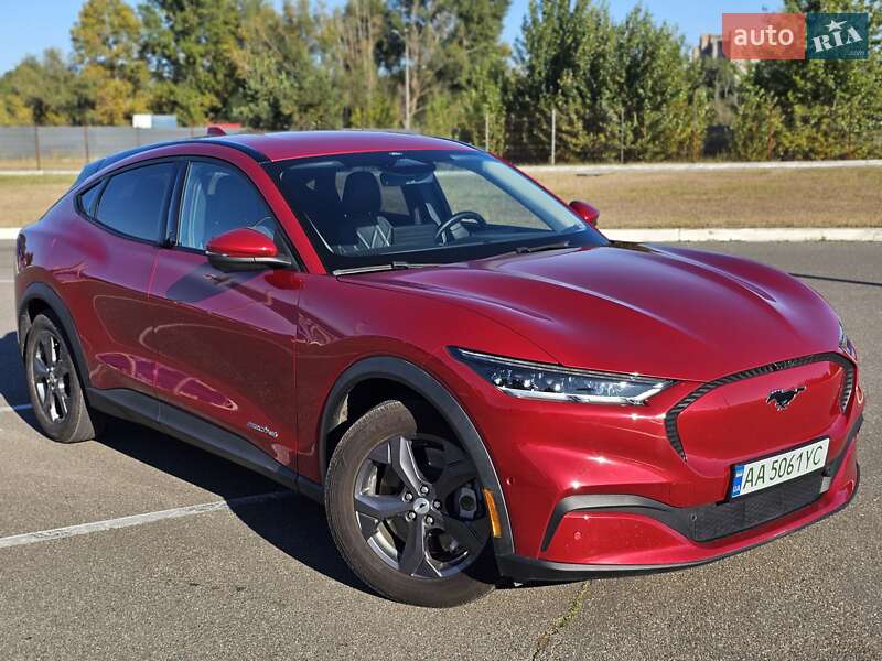 Позашляховик / Кросовер Ford Mustang Mach-E 2021 в Києві