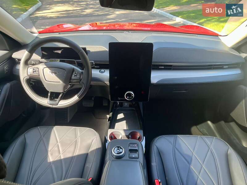 Позашляховик / Кросовер Ford Mustang Mach-E 2022 в Києві