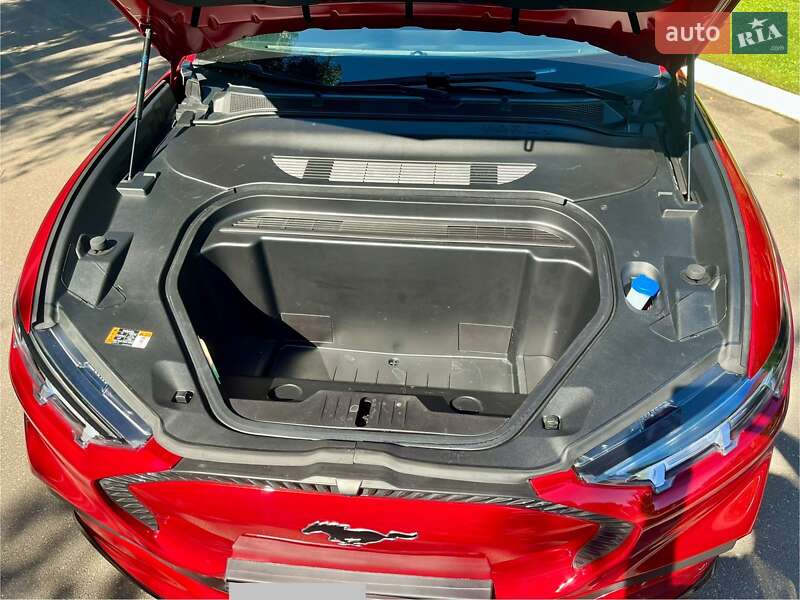 Позашляховик / Кросовер Ford Mustang Mach-E 2022 в Києві