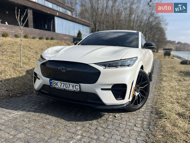 Внедорожник / Кроссовер Ford Mustang Mach-E 2021 в Ровно