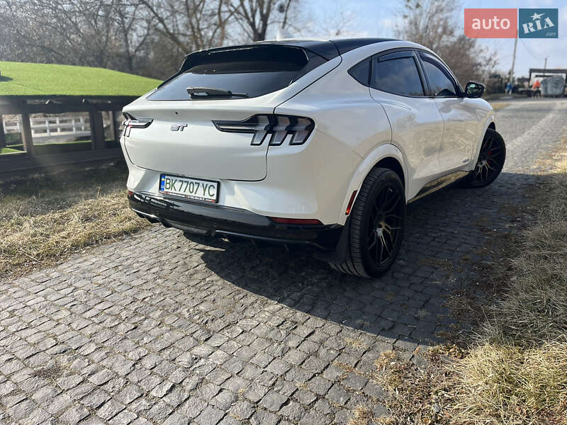 Внедорожник / Кроссовер Ford Mustang Mach-E 2021 в Ровно
