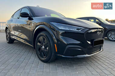 Позашляховик / Кросовер Ford Mustang Mach-E 2022 в 