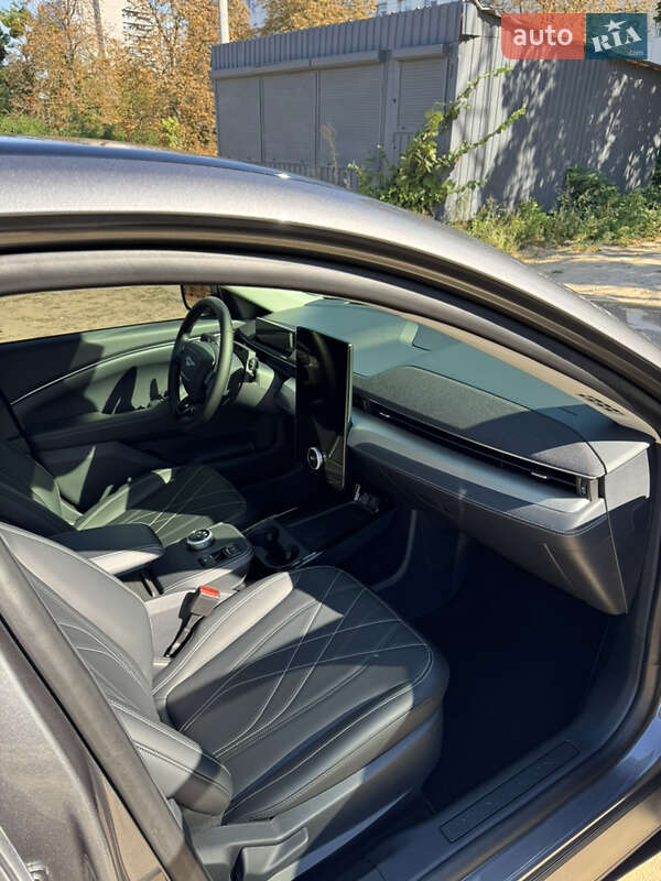 Позашляховик / Кросовер Ford Mustang Mach-E 2023 в Києві
