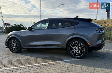 Позашляховик / Кросовер Ford Mustang Mach-E 2023 в 