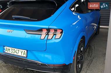 Позашляховик / Кросовер Ford Mustang Mach-E 2023 в 