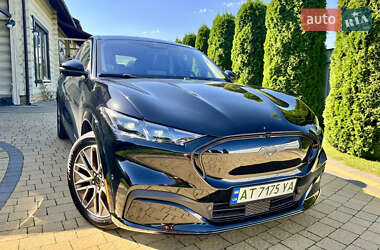 Позашляховик / Кросовер Ford Mustang Mach-E 2024 в 
