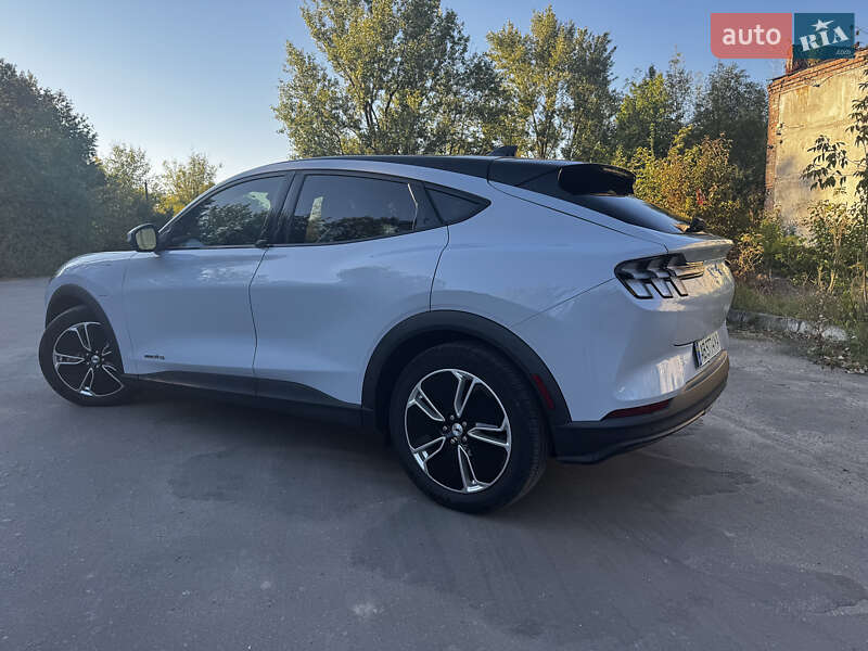 Позашляховик / Кросовер Ford Mustang Mach-E 2021 в Вінниці