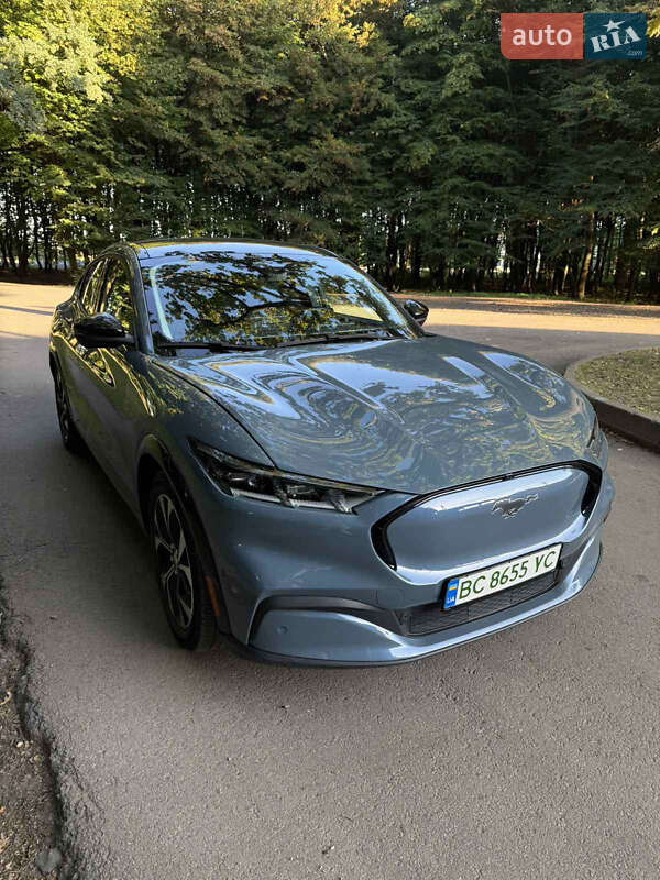 Позашляховик / Кросовер Ford Mustang Mach-E 2023 в 