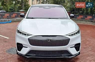 Внедорожник / Кроссовер Ford Mustang Mach-E 2022 в 