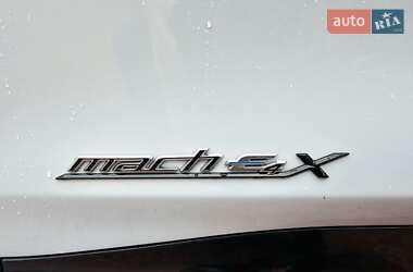Внедорожник / Кроссовер Ford Mustang Mach-E 2022 в 