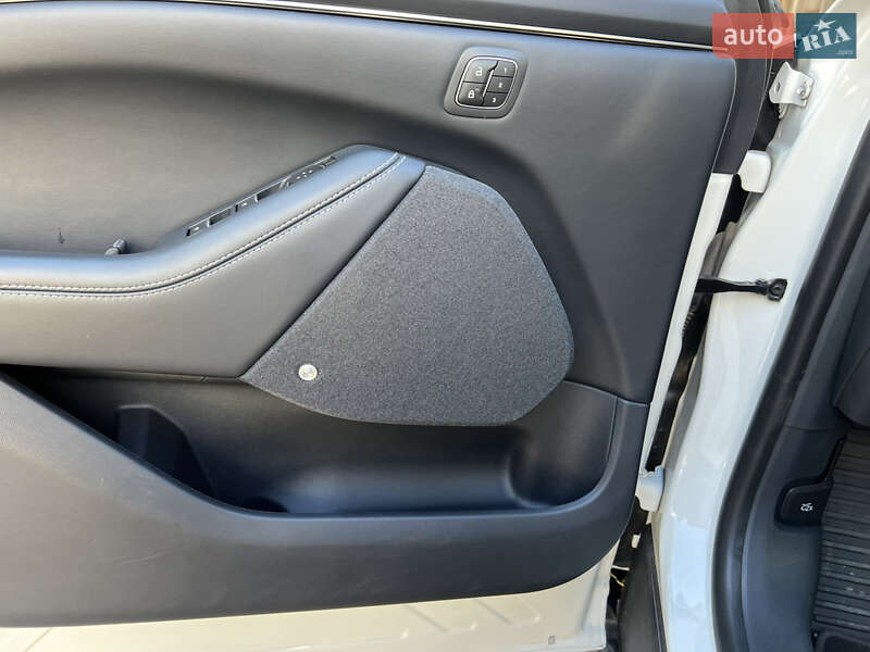 Позашляховик / Кросовер Ford Mustang Mach-E 2022 в Кривому Розі фото 19 Позашляховик / Кросовер Ford Mustang Mach-E 2022 в Кривому Розі