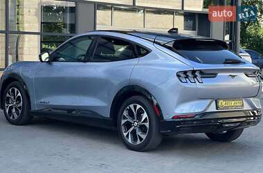 Внедорожник / Кроссовер Ford Mustang Mach-E 2022 в 