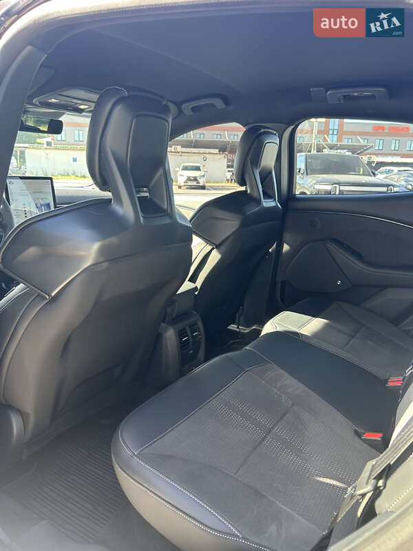 Позашляховик / Кросовер Ford Mustang Mach-E 2021 в Києві