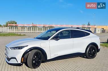 Позашляховик / Кросовер Ford Mustang Mach-E 2023 в 