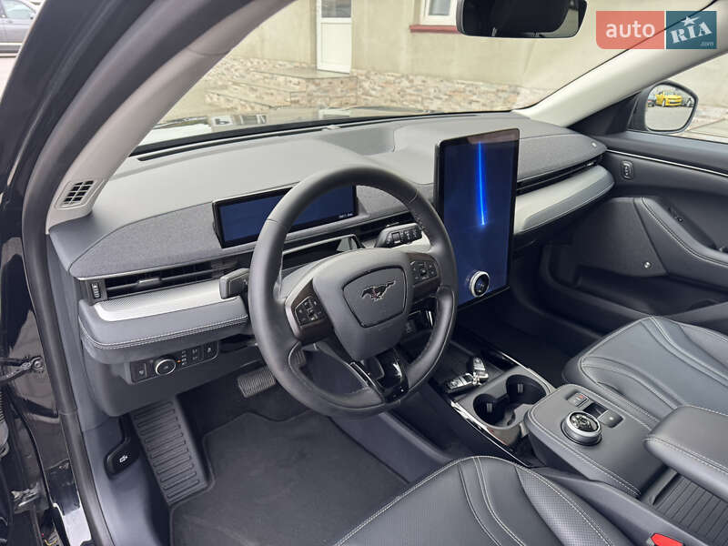 Внедорожник / Кроссовер Ford Mustang Mach-E 2023 в Луцке