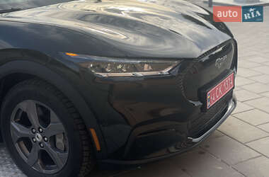 Позашляховик / Кросовер Ford Mustang Mach-E 2023 в 