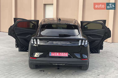 Позашляховик / Кросовер Ford Mustang Mach-E 2023 в 