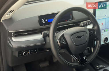 Позашляховик / Кросовер Ford Mustang Mach-E 2023 в 