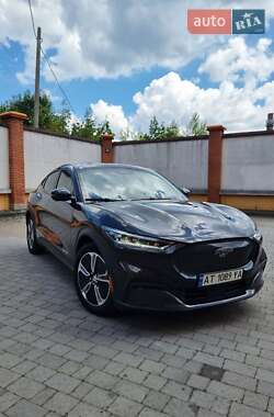 Позашляховик / Кросовер Ford Mustang Mach-E 2022 в 