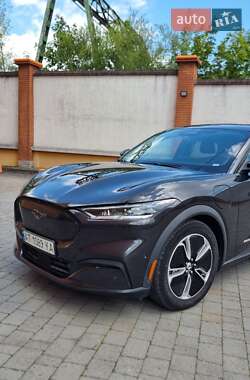 Позашляховик / Кросовер Ford Mustang Mach-E 2022 в 