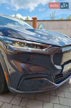 Позашляховик / Кросовер Ford Mustang Mach-E 2022 в 