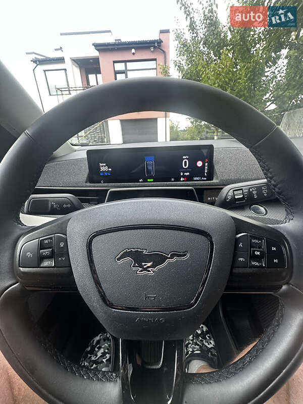 Внедорожник / Кроссовер Ford Mustang Mach-E 2024 в Львове