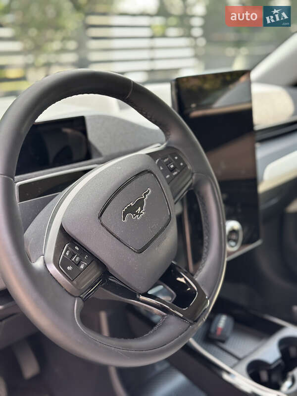 Внедорожник / Кроссовер Ford Mustang Mach-E 2024 в Львове