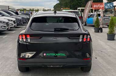 Позашляховик / Кросовер Ford Mustang Mach-E 2021 в 