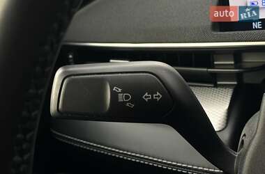 Позашляховик / Кросовер Ford Mustang Mach-E 2021 в 